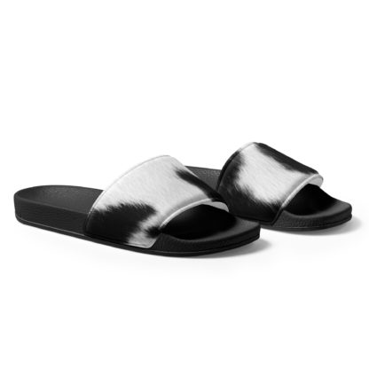 Men’s cow print slides - Image 4